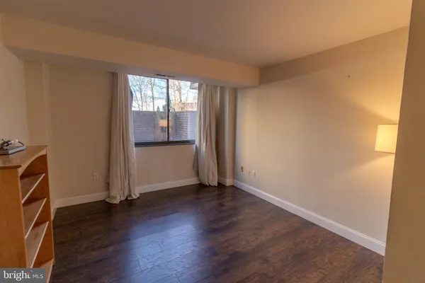 $3,250 | 1808 Old Meadow Road, Unit 112, McLean, VA 22102