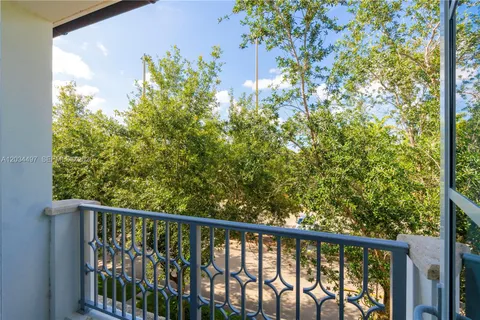 $2,995,000 | 533 Anastasia Avenue, Unit 533, Coral Gables, FL 33134