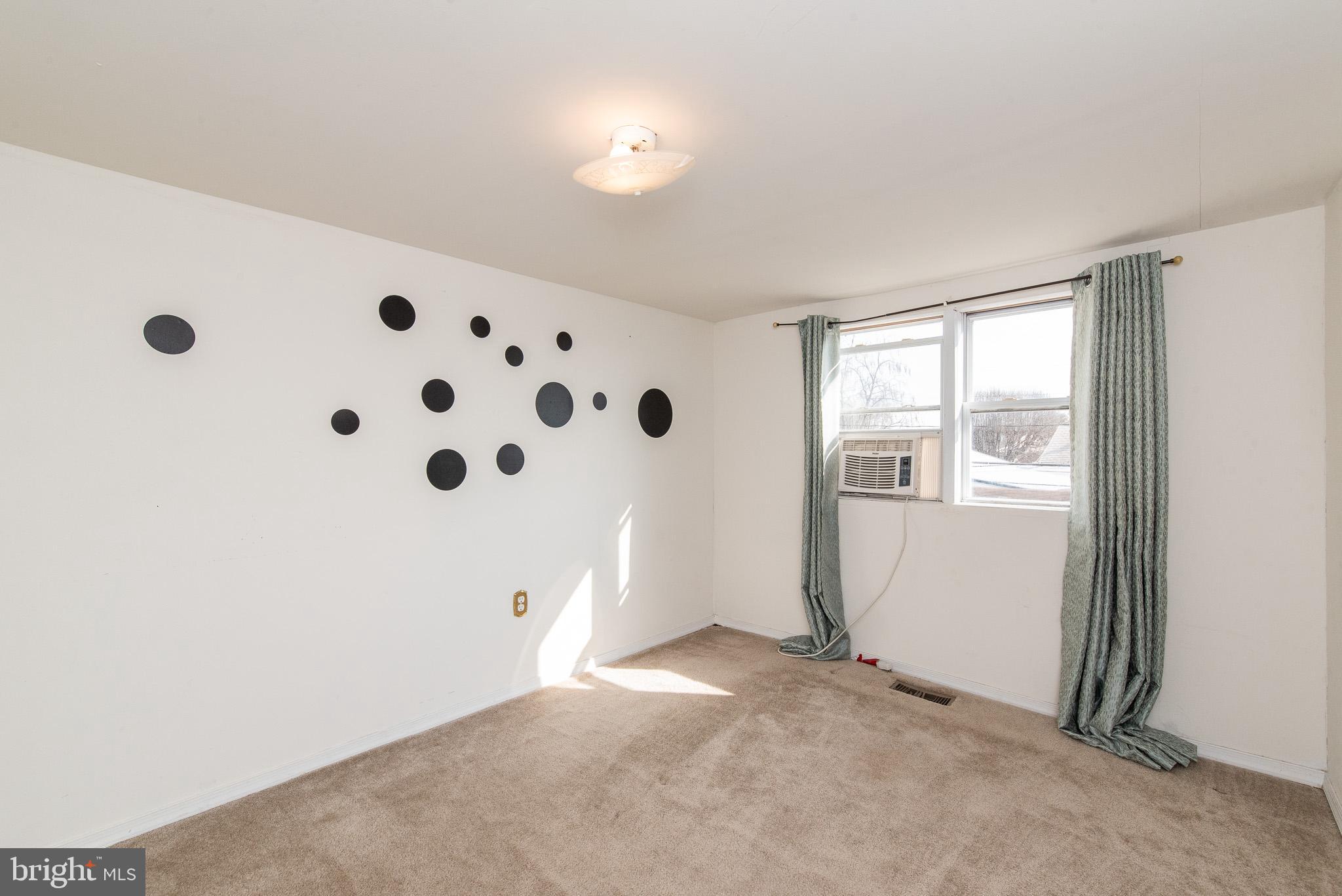 226 Oakwood Road Baltimore, MD 21222 - Photo 31 of 52 Third Bedroom