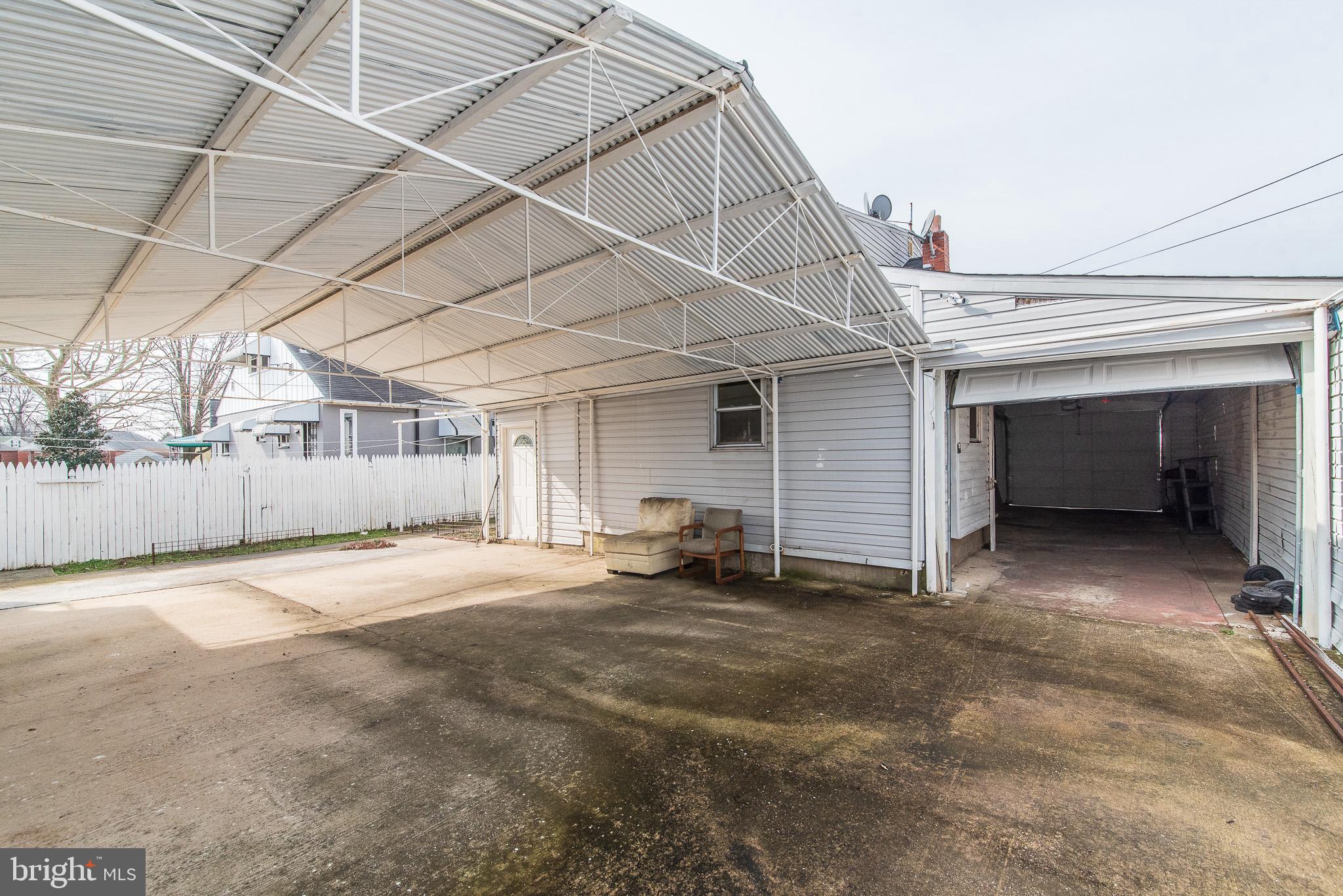 226 Oakwood Road Baltimore, MD 21222 - Photo 37 of 52 Covered Entertaining Area or Carport