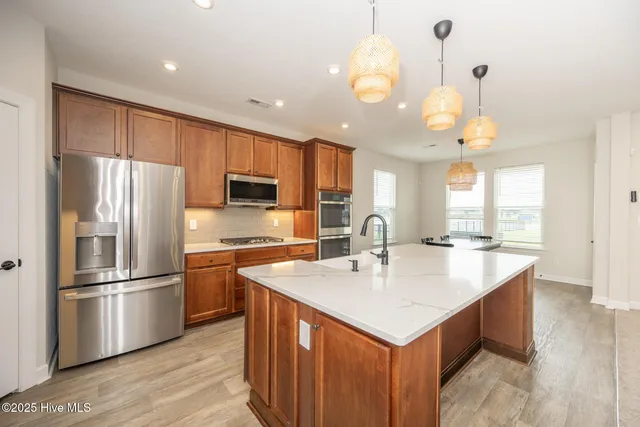 $577,500 | 221 Moorland Way, Moyock, NC 27958