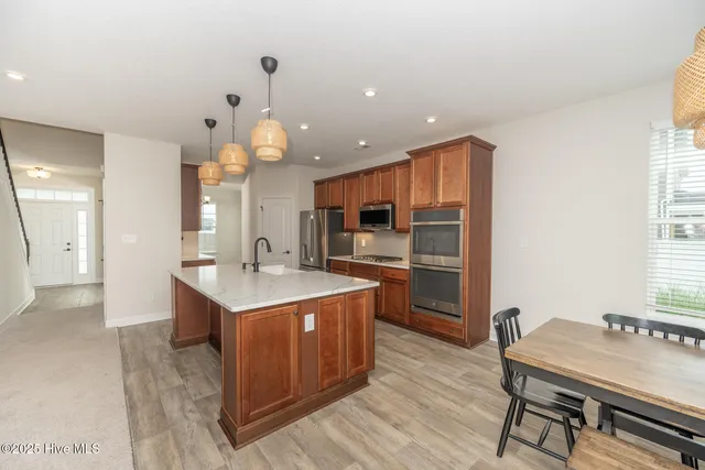 $577,500 | 221 Moorland Way, Moyock, NC 27958