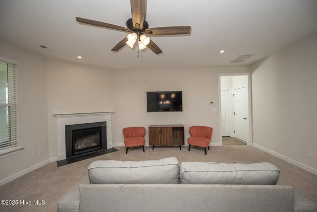 $577,500 | 221 Moorland Way, Moyock, NC 27958