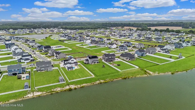 $577,500 | 221 Moorland Way, Moyock, NC 27958