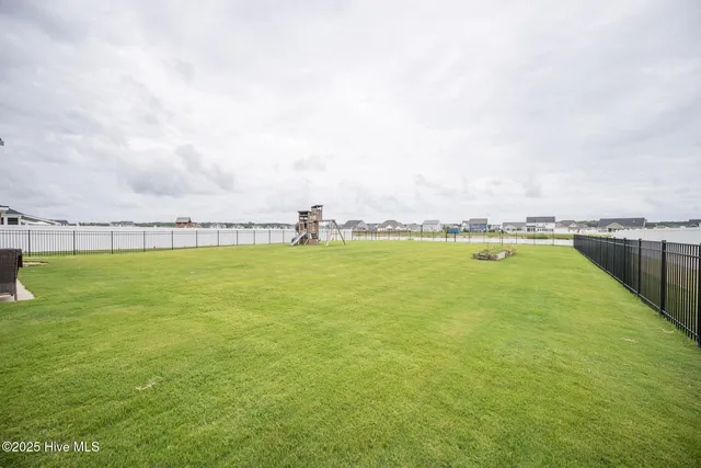 $577,500 | 221 Moorland Way, Moyock, NC 27958