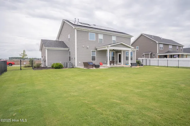 $577,500 | 221 Moorland Way, Moyock, NC 27958