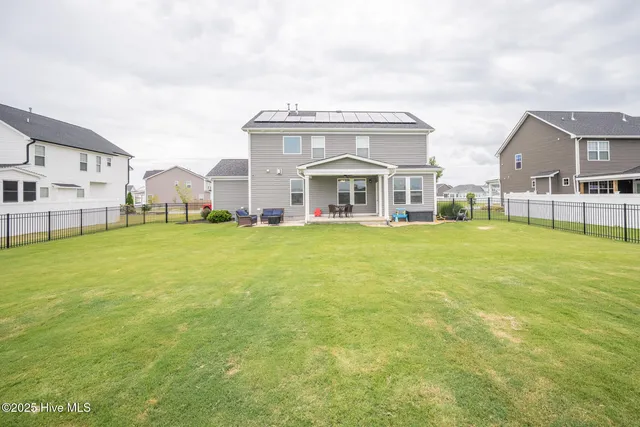 $577,500 | 221 Moorland Way, Moyock, NC 27958