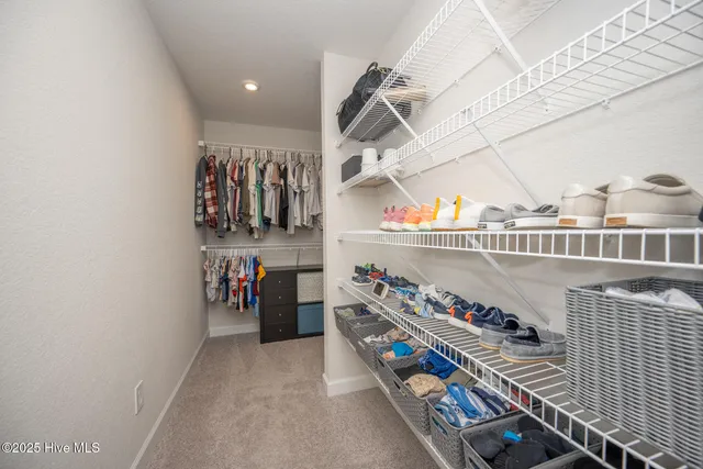 $577,500 | 221 Moorland Way, Moyock, NC 27958