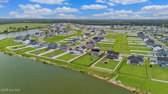 $577,500 | 221 Moorland Way, Moyock, NC 27958