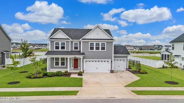 $577,500 | 221 Moorland Way, Moyock, NC 27958