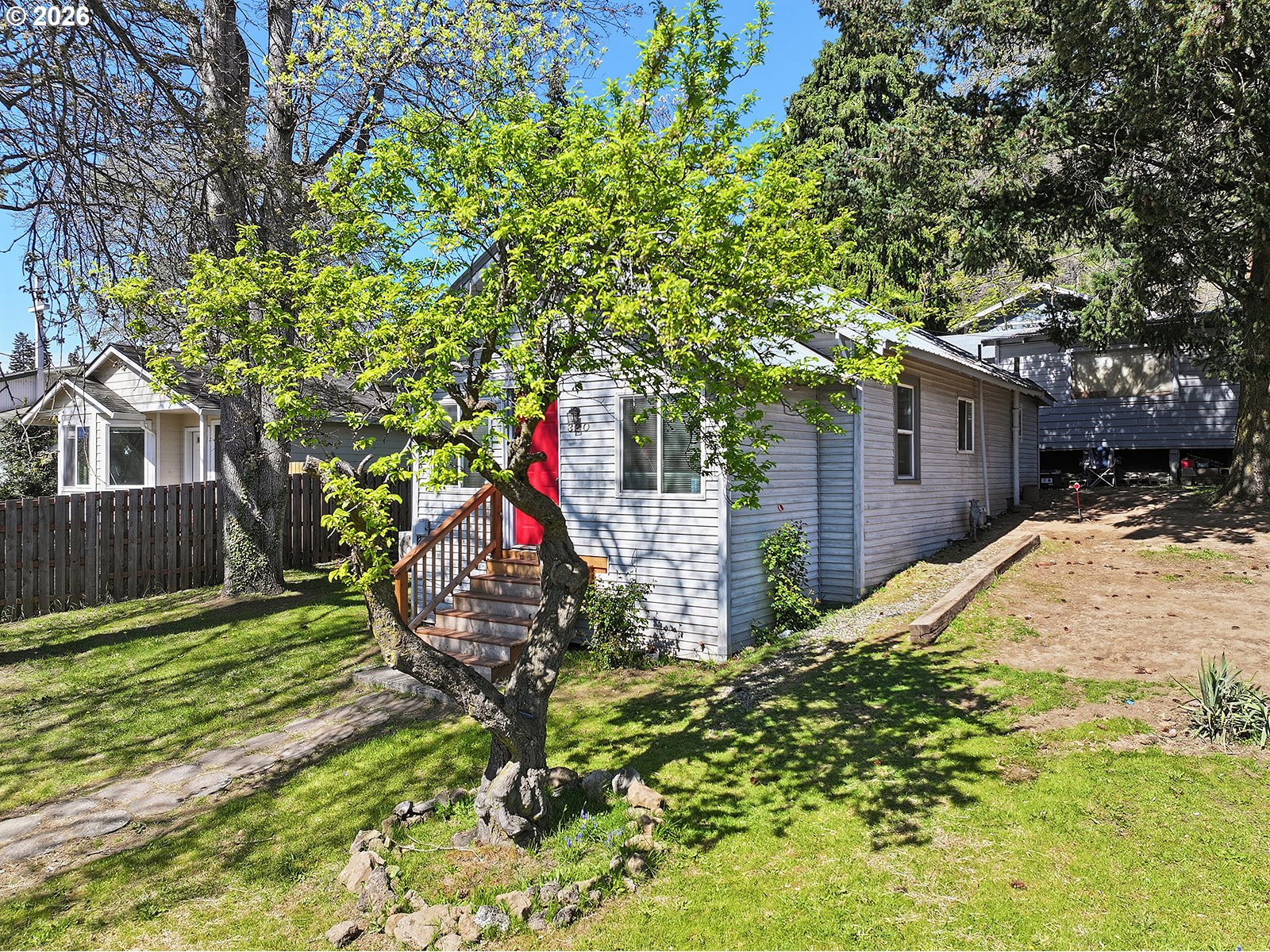 320 East Steuben Street Bingen, WA 98605 - Photo 2 of 41 a view of a backyard