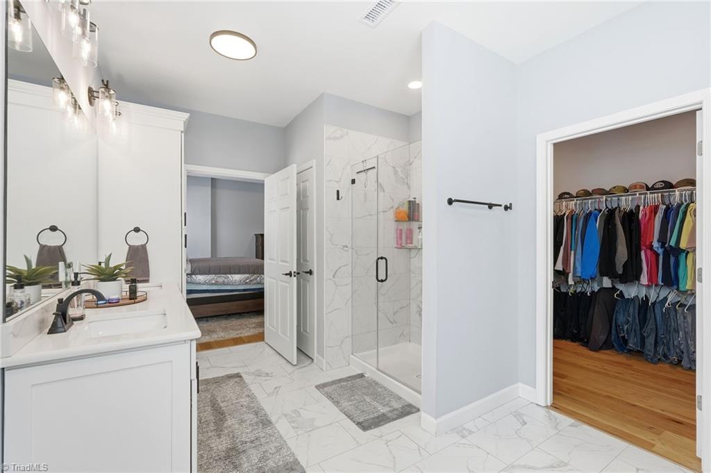 1196 Cape Hickory Road Hickory, NC 28601 - Photo 31 of 50