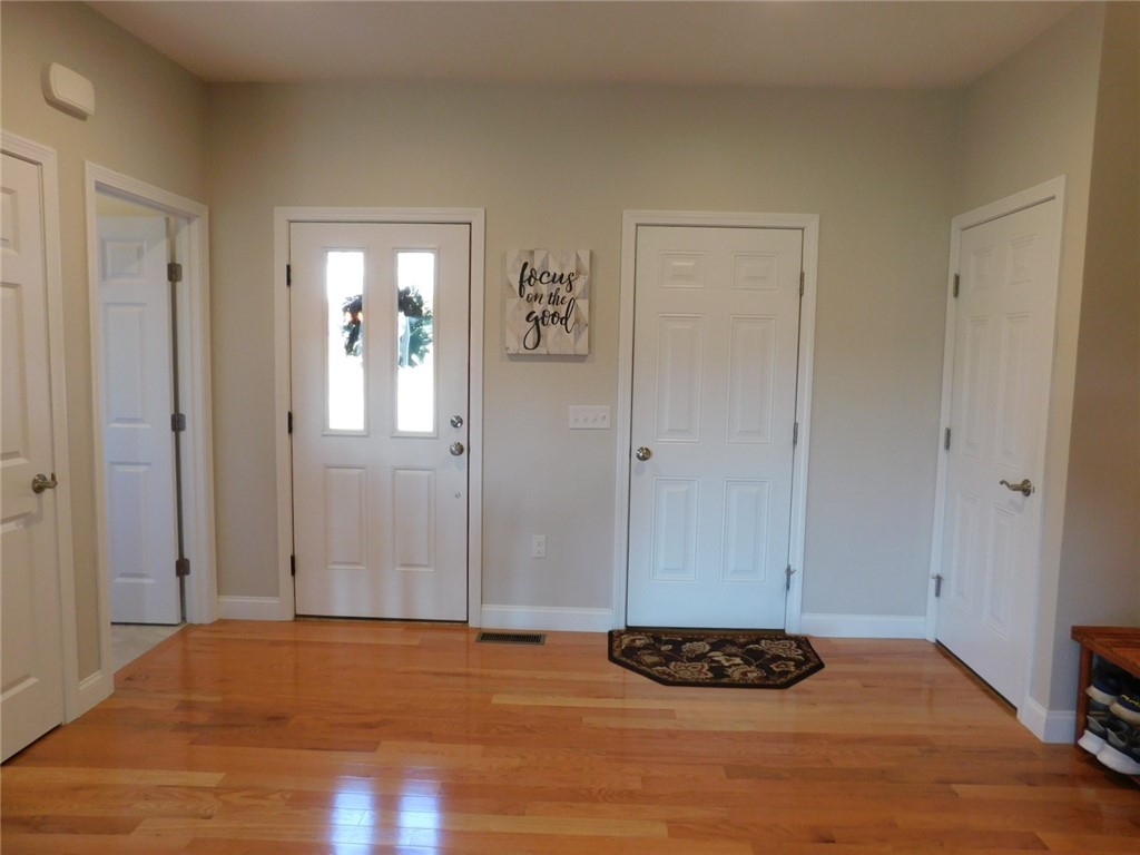 16 Wheeler Lane Hopkinton, RI 02832 - Photo 2 of 44