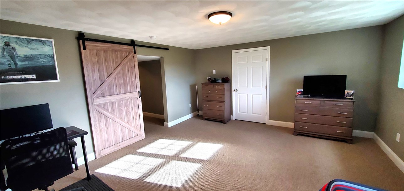 16 Wheeler Lane Hopkinton, RI 02832 - Photo 26 of 44