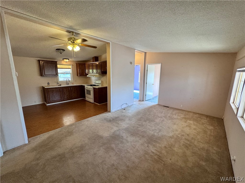 2066 East El Rodeo Road, Unit 44 Fort Mohave, AZ 86426 - Photo 12 of 28 Living Room