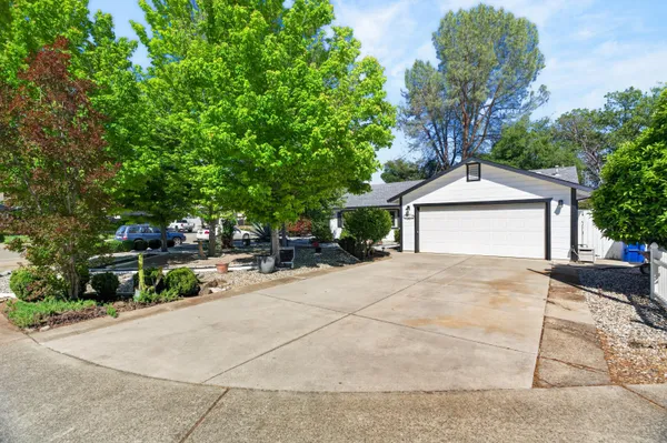 $350,000 | 3305 St Moritz Court, Redding, CA 96002