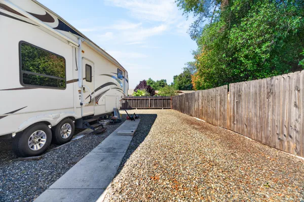 $350,000 | 3305 St Moritz Court, Redding, CA 96002