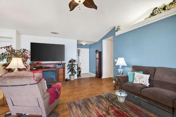$350,000 | 3305 St Moritz Court, Redding, CA 96002