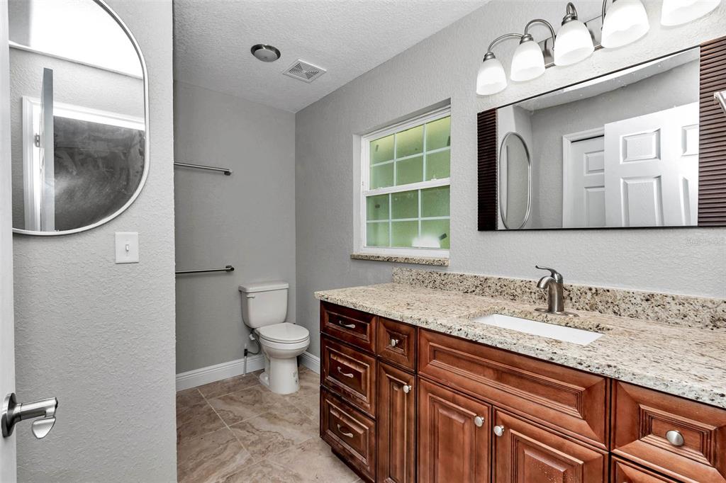 7555 Southwest 77 Place Ocala, FL 34481 - Photo 8 of 37