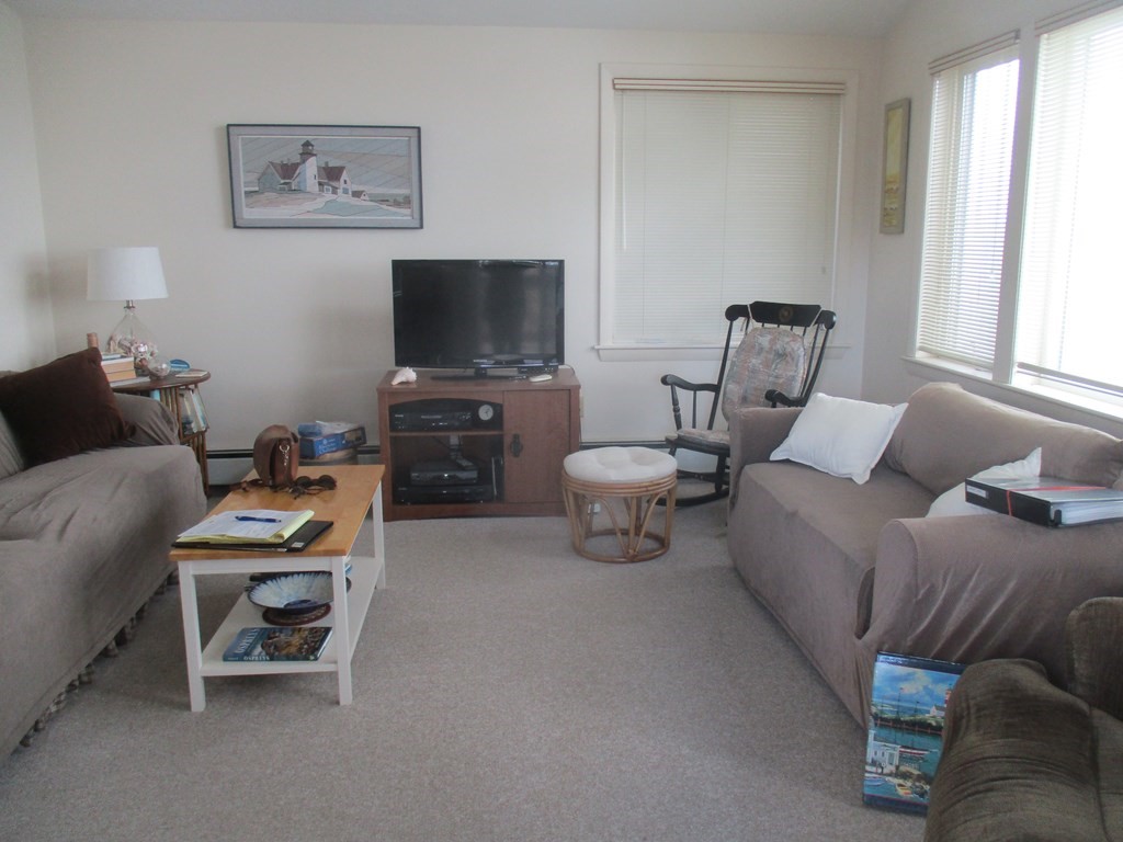 292 Brayton Point Road Westport, MA 02790 - Photo 9 of 16 Gallery Image 9