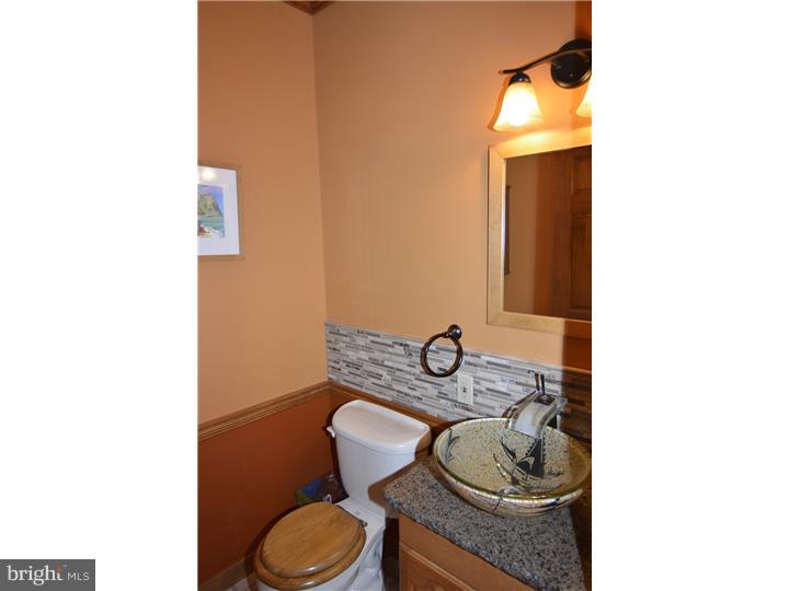 901 Pine Heights Road Reading, PA 19605 - Photo 14 of 25 Gallery Image 14