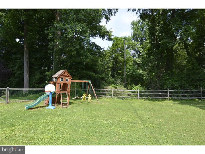 901 Pine Heights Road Reading, PA 19605 - Photo 22 of 25 Gallery Image 22