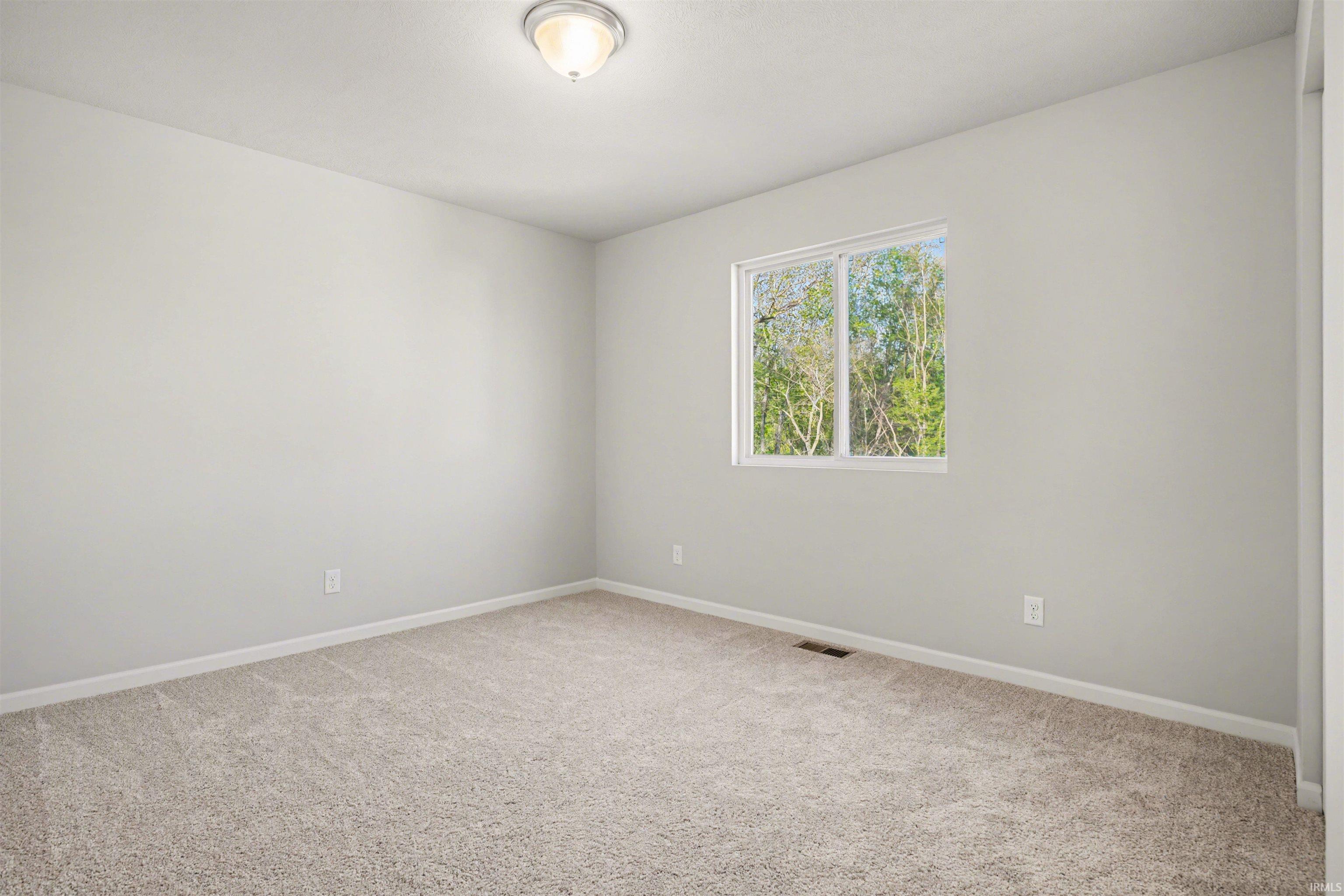 2167 Miami Trail Huntington, IN 46750 - Photo 17 of 24
