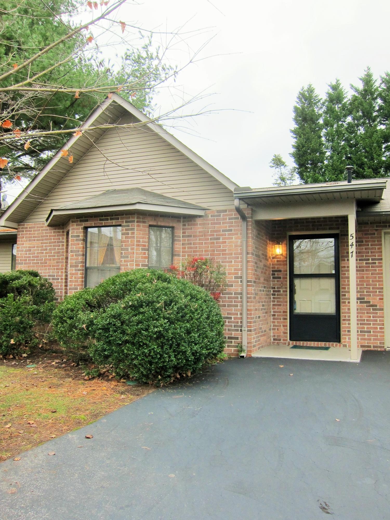 547 Merritt Road Maryville, TN 37804 - Photo 8 of 26 Welcome!