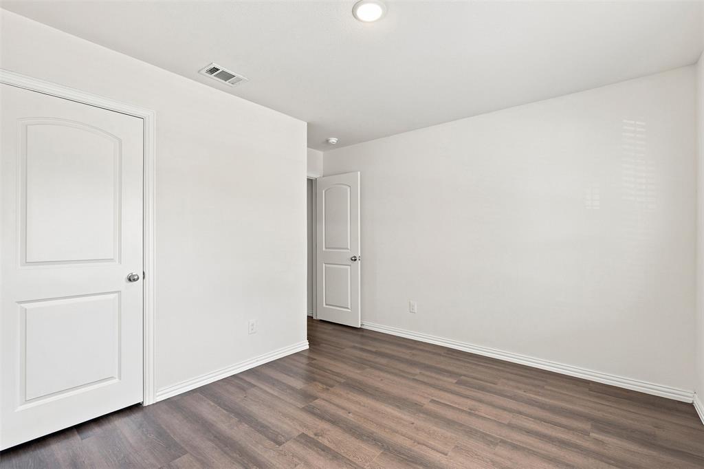 413 East Hull Street Denison, TX 75021 - Photo 12 of 22 Gallery Image 12
