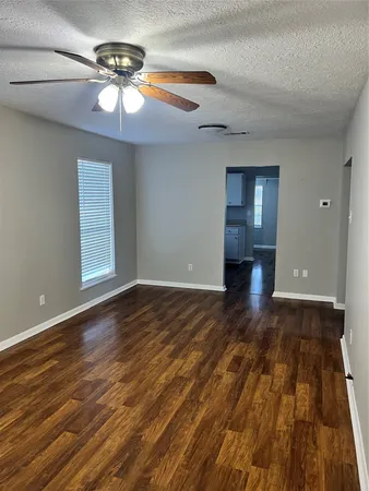 $1,195 | 21353 Highway 321, Cleveland, TX 77327