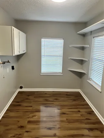 $1,195 | 21353 Highway 321, Cleveland, TX 77327