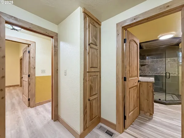 $799,900 | 20313 Whaleshead Road, Brookings, OR 97415