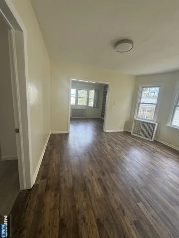 $2,600 | 29 Kingsland Street, Unit 1, Nutley, NJ 07110