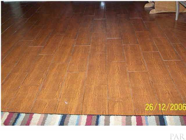 2015 Filly Road Cantonment, FL 32533 - Photo 10 of 20 Gallery Image 10
