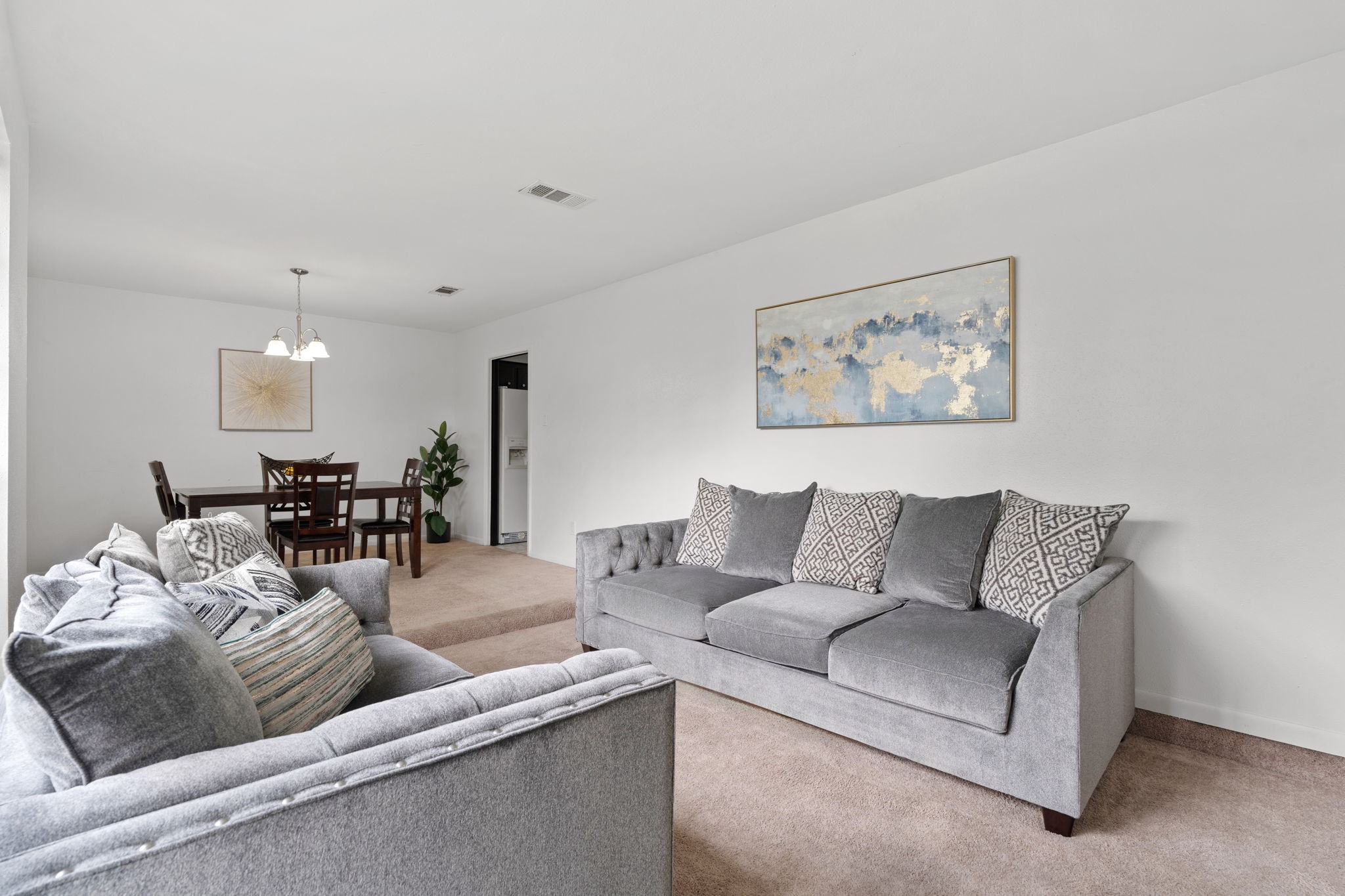 740 Post Street Houston, TX 77022 - Photo 7 of 33