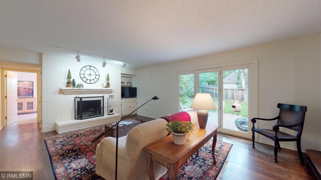 14400 Rocksborough Road Minnetonka, MN 55345 - Photo 13 of 39 Gallery Image 13