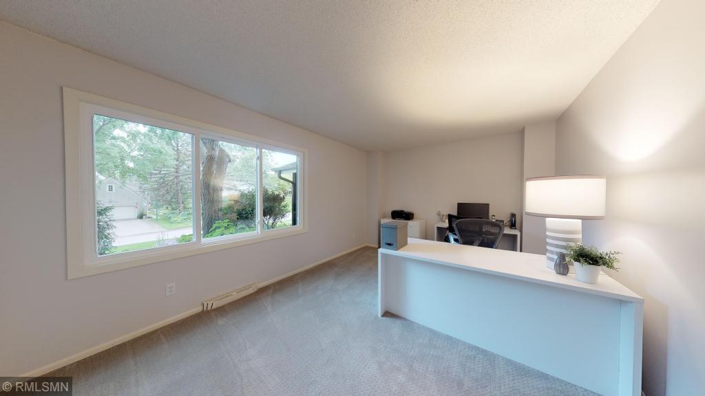 14400 Rocksborough Road Minnetonka, MN 55345 - Photo 17 of 39 Gallery Image 17