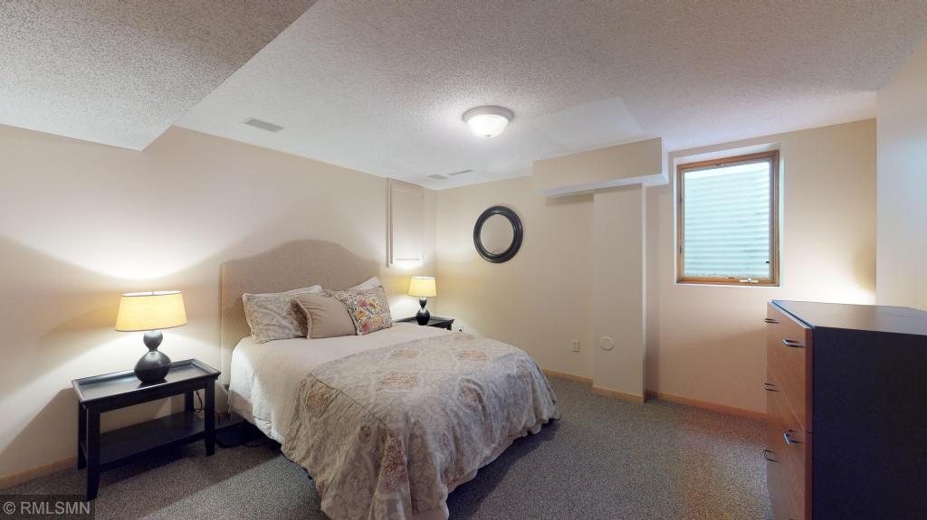 14400 Rocksborough Road Minnetonka, MN 55345 - Photo 34 of 39 Gallery Image 34