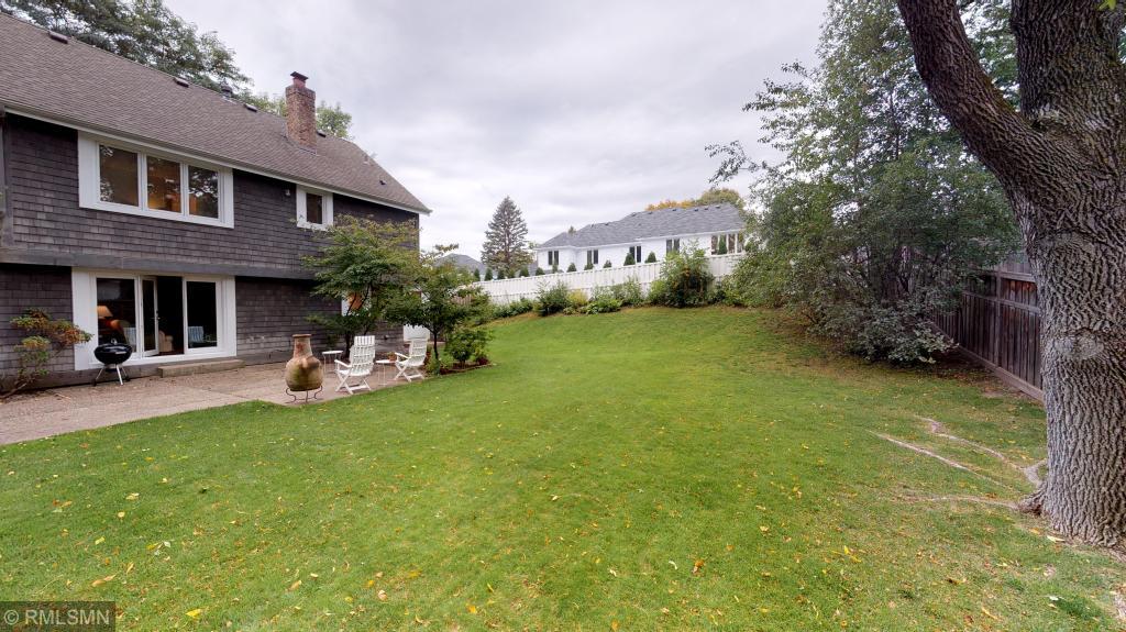 14400 Rocksborough Road Minnetonka, MN 55345 - Photo 36 of 39 Gallery Image 36