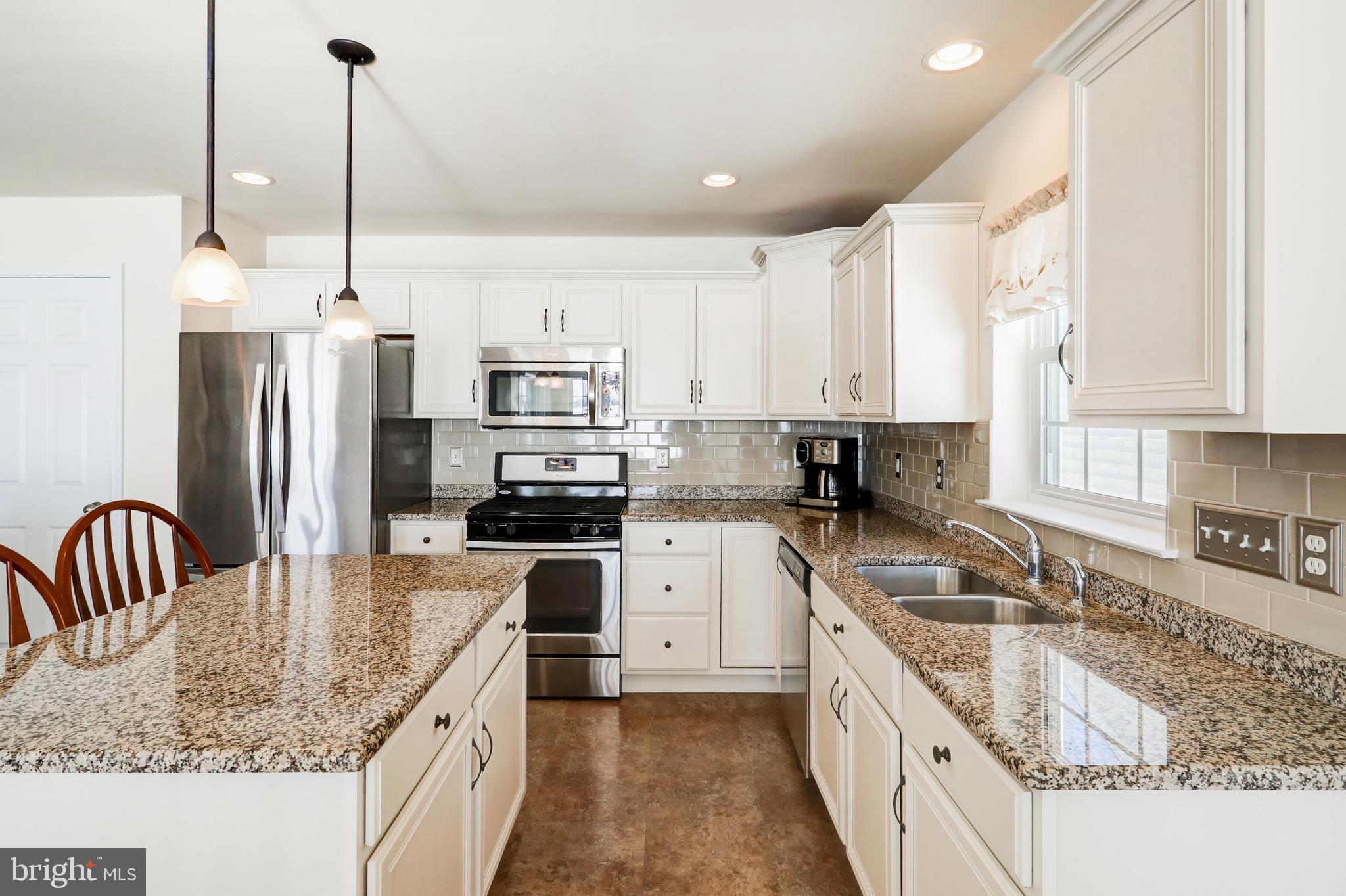 79 Pleasant Road Gordonville, PA 17529 - Photo 17 of 47 Kitchen