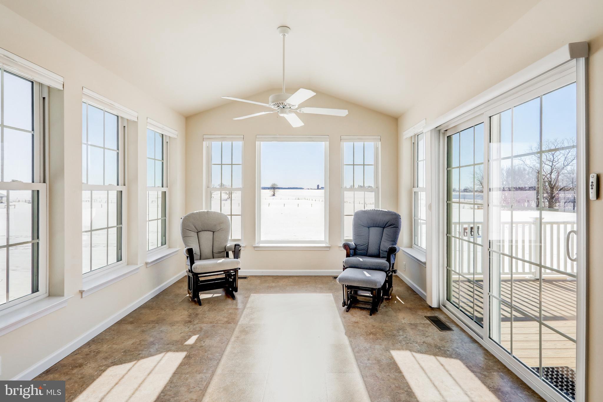 79 Pleasant Road Gordonville, PA 17529 - Photo 21 of 47 Sun Room