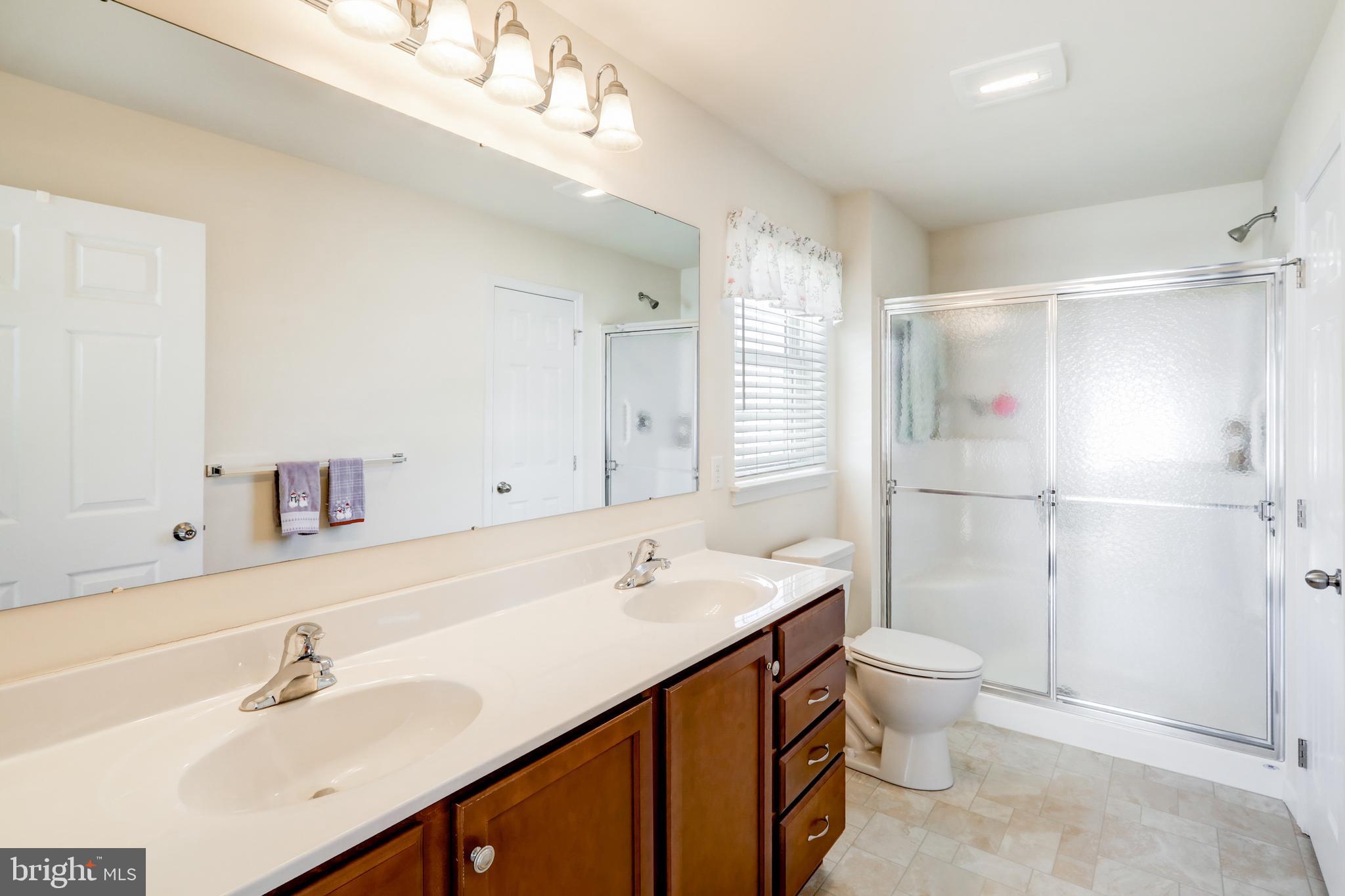 79 Pleasant Road Gordonville, PA 17529 - Photo 25 of 47 Primary Bathroom