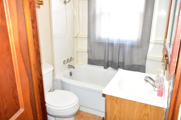 $145,000 | 1404 2nd Avenue North, Moorhead, MN 56560