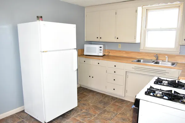 $145,000 | 1404 2nd Avenue North, Moorhead, MN 56560