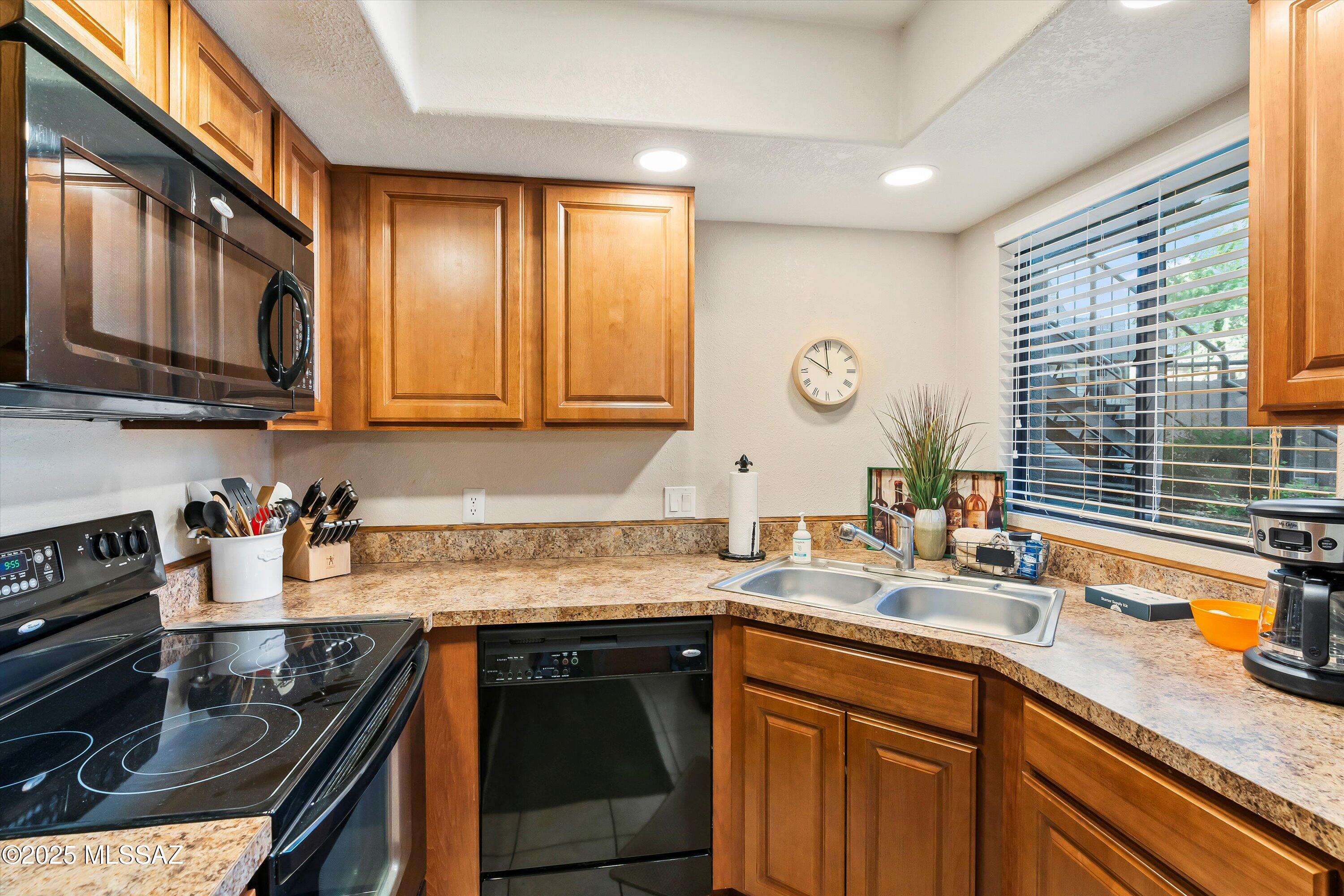 5855 North Kolb Road, Unit 13105 Tucson, AZ 85750 - Photo 12 of 36