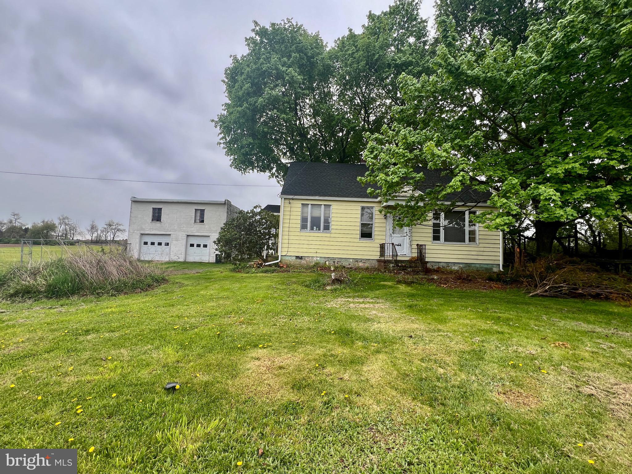 280 Fairview Street Tamaqua, PA 18252 - Photo 2 of 26 a front view of a house with a garden