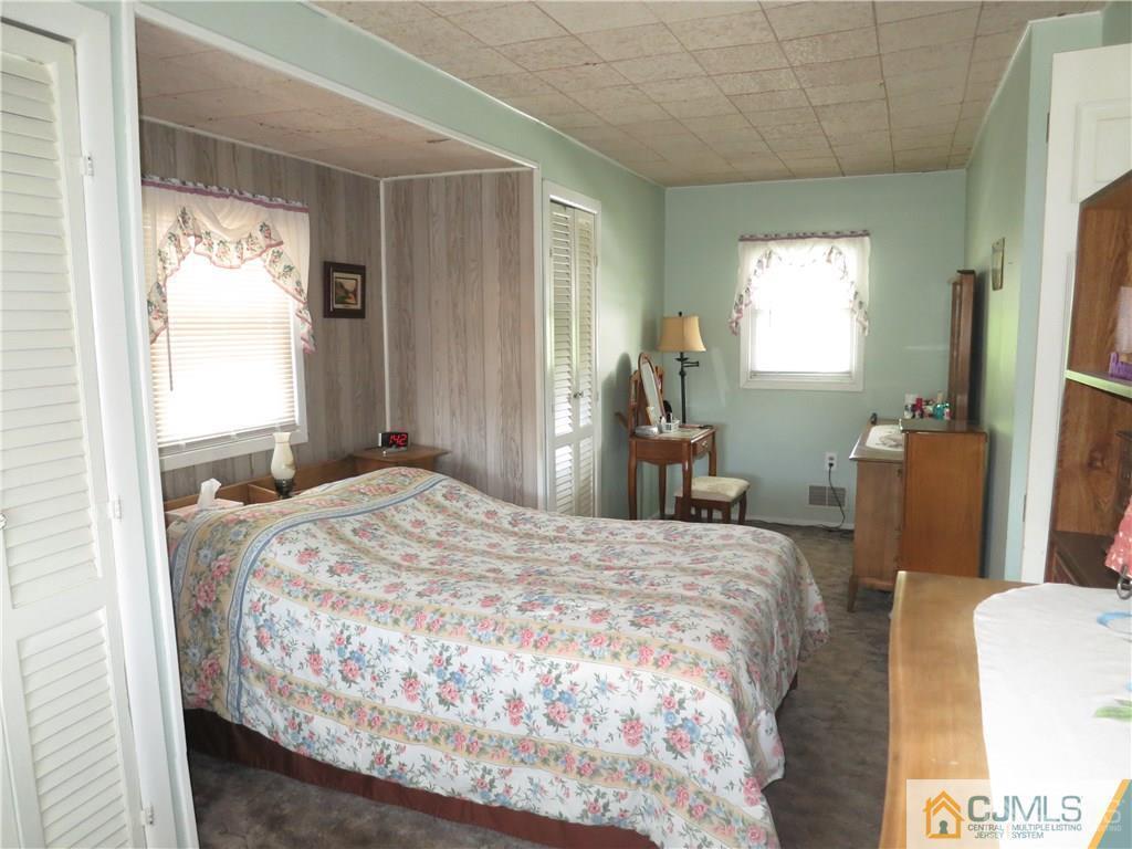 416 Decatur Avenue Middlesex, NJ 08846 - Photo 13 of 20 Gallery Image 13