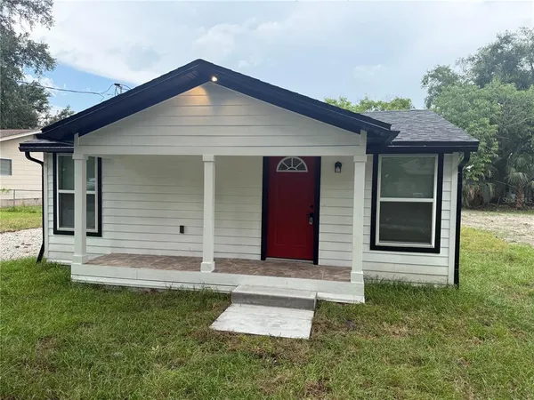 $2,195 | 225 East Warren Avenue, Longwood, FL 32750
