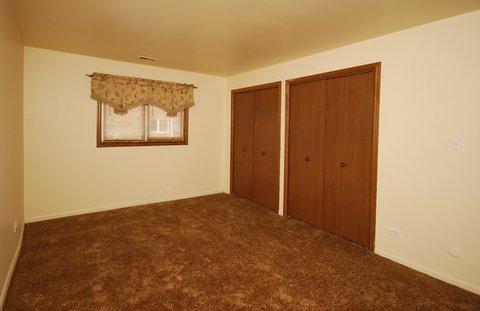 9136 South Pulaski Road, Unit 2E Oak Lawn, IL 60453 - Photo 6 of 16