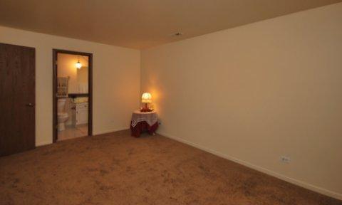 9136 South Pulaski Road, Unit 2E Oak Lawn, IL 60453 - Photo 7 of 16